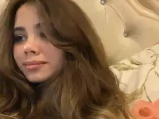 Mia's Live Sex Cam Show