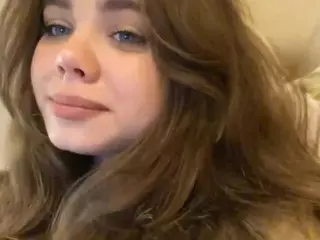 Mia's Live Sex Cam Show
