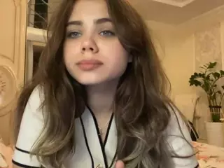 Mia's Live Sex Cam Show