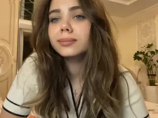 Mia's Live Sex Cam Show