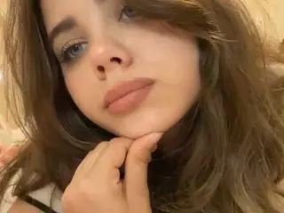 Mia's Live Sex Cam Show