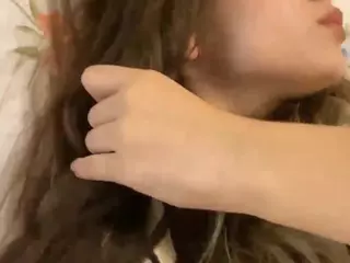 Mia's Live Sex Cam Show