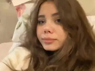 Mia's Live Sex Cam Show