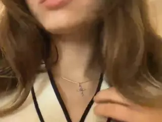 Mia's Live Sex Cam Show