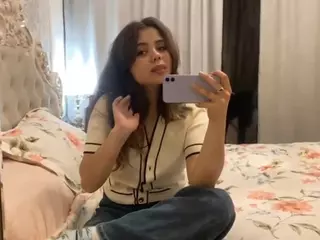 Mia's Live Sex Cam Show