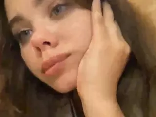Mia's Live Sex Cam Show