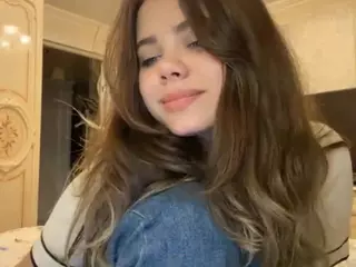 Mia's Live Sex Cam Show