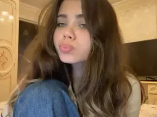 Mia's Live Sex Cam Show