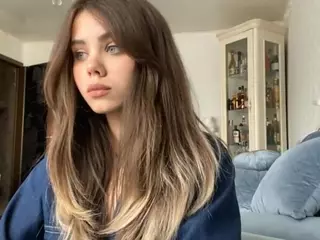 Mia's Live Sex Cam Show