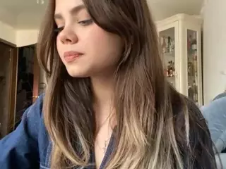 Mia's Live Sex Cam Show