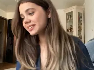 Mia's Live Sex Cam Show