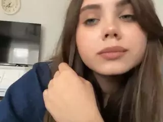 Mia's Live Sex Cam Show
