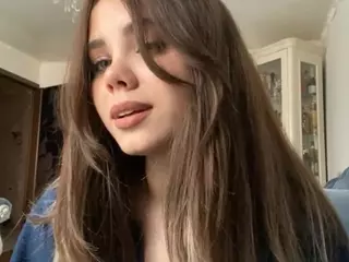 Mia's Live Sex Cam Show
