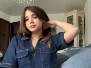 Mia's Live Sex Cam Show
