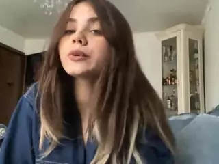 Mia's Live Sex Cam Show