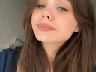 Mia's Live Sex Cam Show