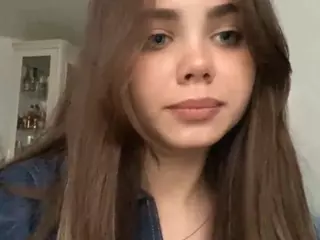 Mia's Live Sex Cam Show
