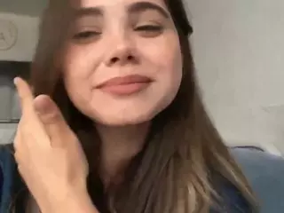 Mia's Live Sex Cam Show