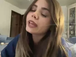 Mia's Live Sex Cam Show