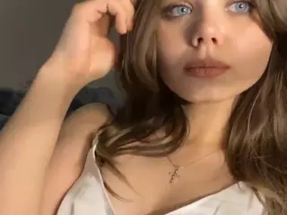 Mia's Live Sex Cam Show
