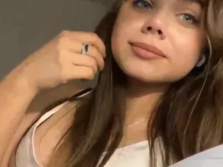 Mia's Live Sex Cam Show