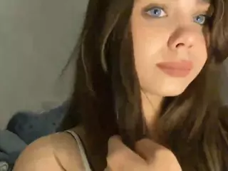 Mia's Live Sex Cam Show