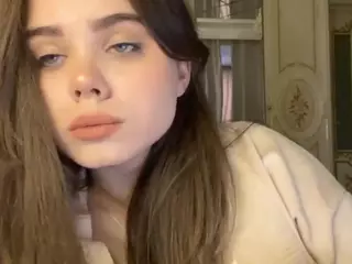 Mia's Live Sex Cam Show