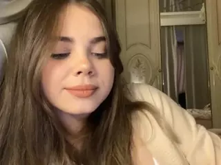 Mia's Live Sex Cam Show
