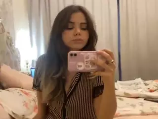 Mia's Live Sex Cam Show