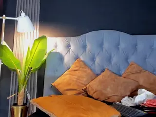 miacoxsex's Live Sex Cam Show