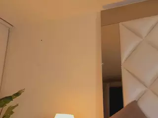 Miiaa's Live Sex Cam Show