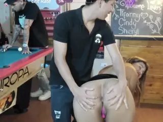 sexyanddirtypub's Live Sex Cam Show