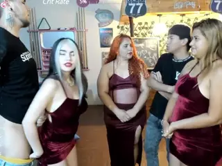 sexyanddirtypub's Live Sex Cam Show