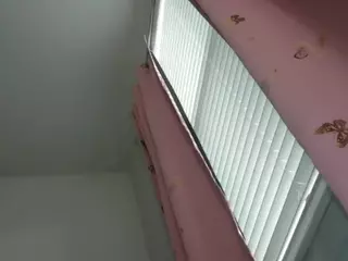 TatiannaSweets11's Live Sex Cam Show