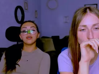 belly-bey's Live Sex Cam Show