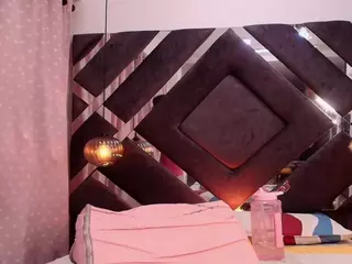 samantha-lw's Live Sex Cam Show