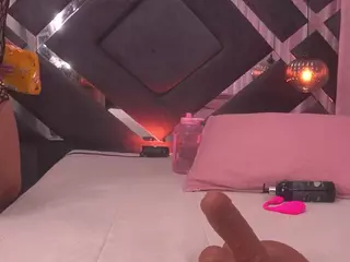 samantha-lw's Live Sex Cam Show