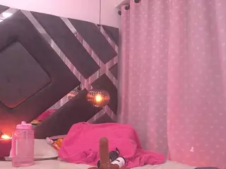 samantha-lw's Live Sex Cam Show