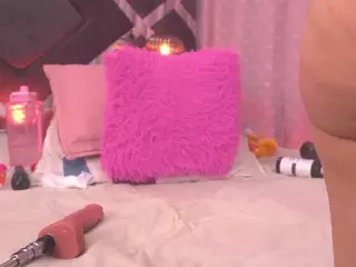 samantha-lw's Live Sex Cam Show