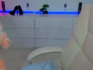 Sofii-darlingg's Live Sex Cam Show