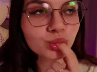 AmmyKlovert's Live Sex Cam Show