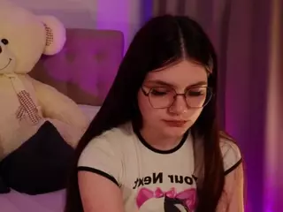 AmmyKlovert's Live Sex Cam Show