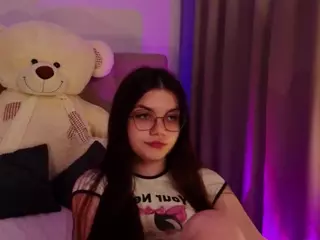 AmmyKlovert's Live Sex Cam Show