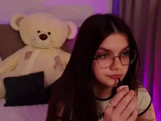 AmmyKlovert's Live Sex Cam Show