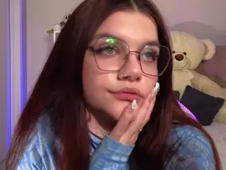 AmmyKlovert's Live Sex Cam Show