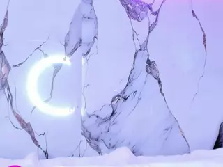 ElaiineStark's Live Sex Cam Show