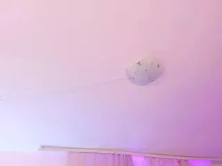Emi-Lake's Live Sex Cam Show