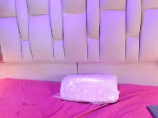 hazelreynolds1's Live Sex Cam Show