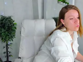Lori-Shannon's Live Sex Cam Show