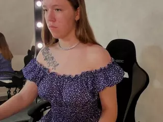 Lori-Shannon's Live Sex Cam Show